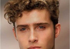 Trendy Hairstyles for Men with Curly Hair Mens Short Hairstyles for Curly Hair Facesit