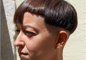 Ugly Bob Haircuts assymetric Bob Haircut I M sorry but Wtf This is One