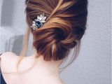 Up Hairstyles Buns This Pretty Updo Wedding Hairstyle with Hair Accessories Perfect for