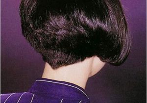 V Shaped Bob Haircut V Shaped Bob Haircut Haircuts Models Ideas