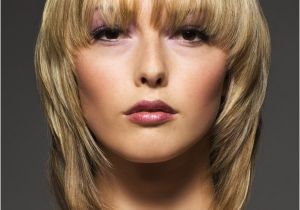 Vertical Bob Haircut Blonde Medium Length Hairstyle with soft Contours and