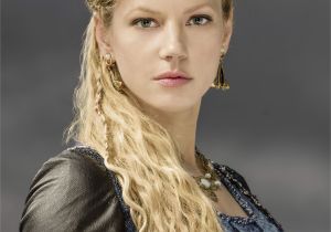 Viking Hairstyles for Women Katheryn Winnick Vikings Katheryn Winnick In 2018