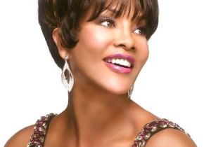 Vivica Fox Short Hairstyles H 205 by Vivica Fox