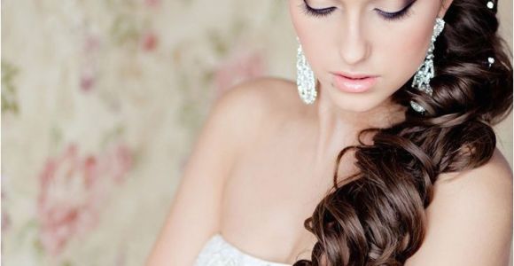 Wedding Hairstyle to the Side Side Swept Wedding Hairstyles to Inspire Mon Cheri Bridals