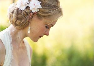 Wedding Hairstyles for Halter Dresses It