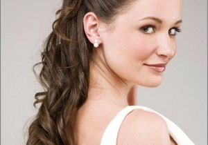 Wedding Hairstyles for Long Hair Half Up with Tiara 48 Gorgeous Wedding Hairstyles with Tiara Hollywood