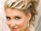 Wedding Hairstyles for Medium Hair 2018 2018 Wedding Hairstyles and Make Up Guide for Short Hair