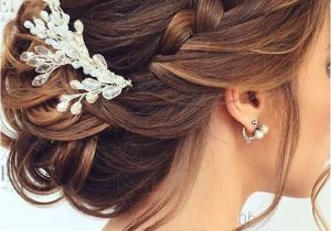 Wedding Hairstyles for Mothers 42 Mother the Bride Hairstyles