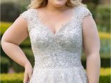 Wedding Hairstyles for Plus Size Brides Plus Size Perfection Wedding Dresses for Those Problem