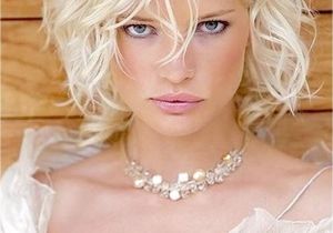 Wedding Hairstyles for Short Hair 2018 2018 Wedding Hairstyles and Make Up Guide for Short Hair
