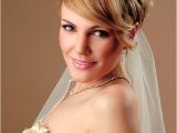 Wedding Hairstyles for Short Hair with Tiara 20 Short Wedding Hair Ideas