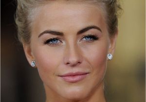 Wedding Hairstyles Julianne Hough Julianne Hough S S Safe Haven Premiere