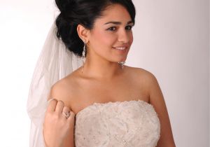 Wedding Hairstyles Real Brides Dark Hair Bride with Veil Wedding Love Pinterest