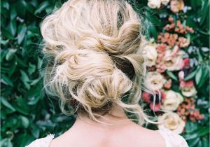 Wedding Hairstyles Relaxed 18 Super Romantic & Relaxed Summer Wedding Hairstyles