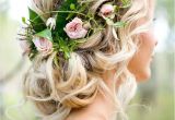 Wedding Hairstyles Updos with Flowers Romantic Woodland Wedding Inspiration Rosen Pinterest