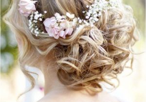 Wedding Hairstyles Updos with Flowers Wavy Curly Updo Wedding Hairstyle with Flower Crown I Like the