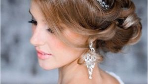 Wedding Hairstyles with Headpiece Wunderschöne Hochzeit Frisuren Mit Tiara Hochzeit