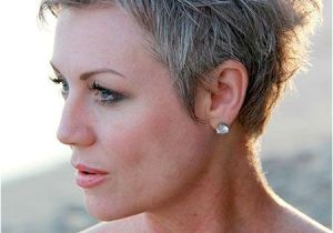 Women S Hairstyles In the 50s 20 Great Pixie Haircuts for Women Over 50 Hair Pinterest