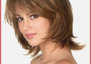 Womens Hairstyles Short Haircuts Short Bob Ideal Medium Cut Hair Layered Haircut for Long